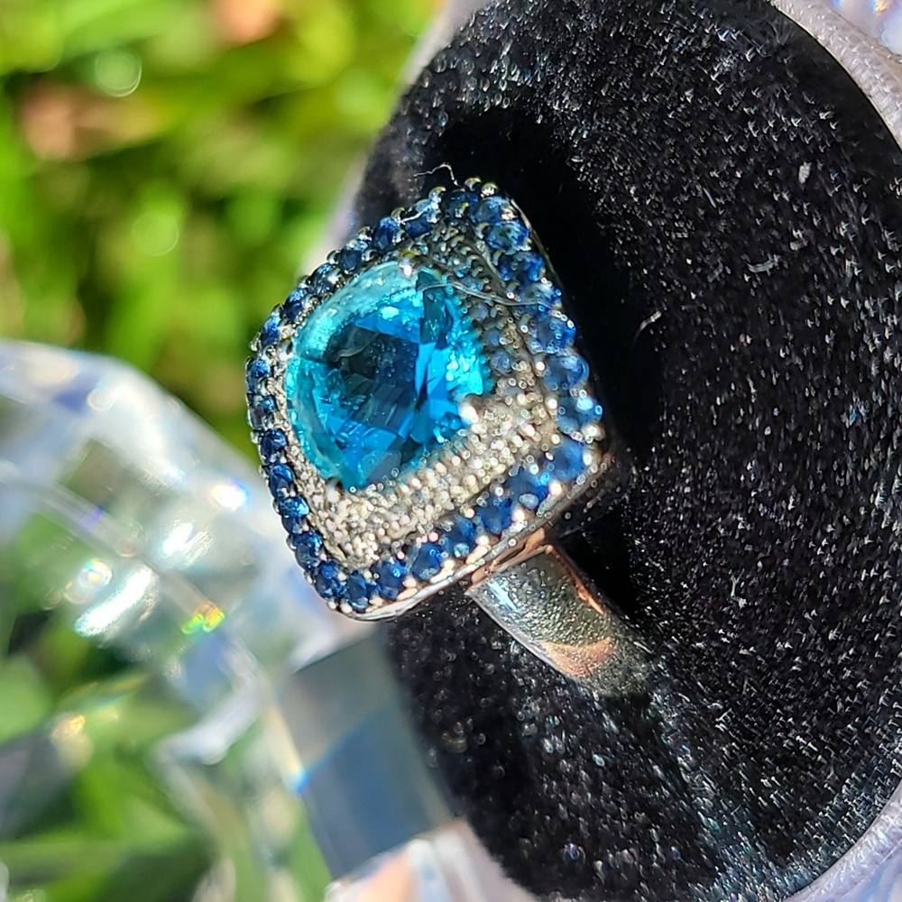 14k Levian Blue Sappire and Diamonds  Ring - Picture 4 of 4